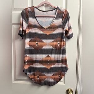 Maurice’s Women’s Aztec Patterned Top Brown and Gray Xsmall